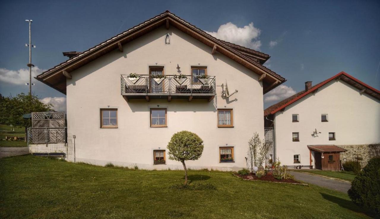 Ferienwohnung Mirtei Hohenau Exterior foto