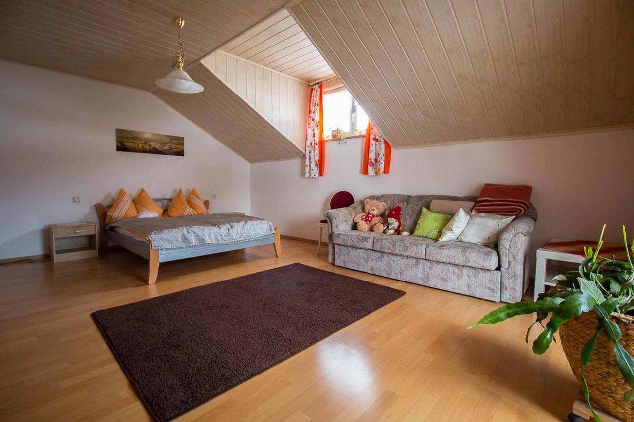 Ferienwohnung Mirtei Hohenau Exterior foto